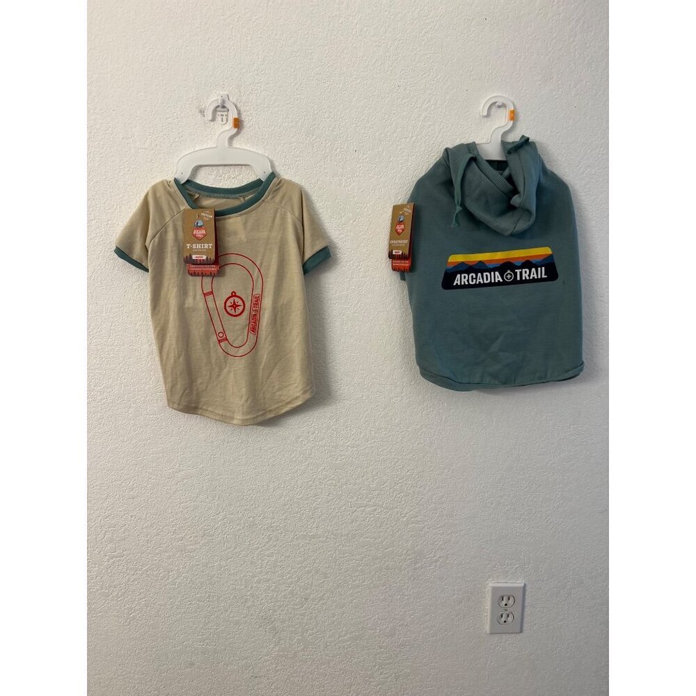 Arcadia Trails green hoodie and logo tan tee dog size medium